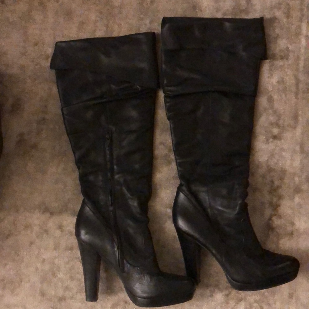 Jessica Simpson boots